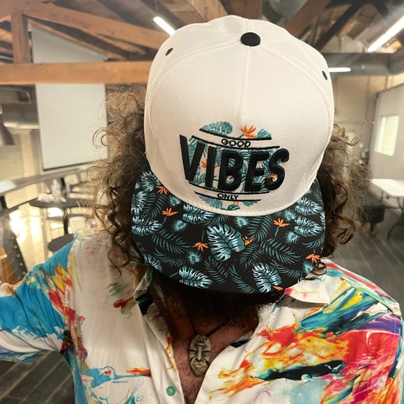 Meet your Posher, Adrian - Picture 1 of 1